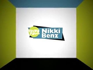 HD видео на Nikki Benz с голям задник и цици в позиция на каубойка