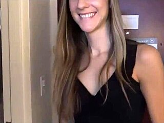 Teen babe receives a hot blowjob and a sperming