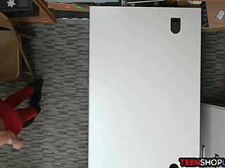 Latina teen 18+ fucks after shoplifting catch