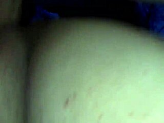 Ex Girlfriend's Shaved Pussy Squirts on Cock