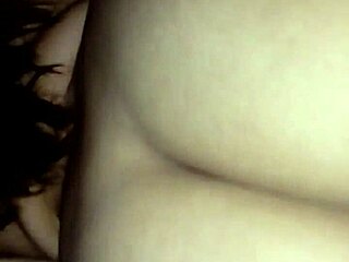 Amateur horny babe reaches explosive orgasm with pussy sex audio