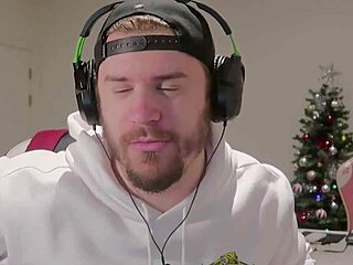 hey, check this uncensored dragon ball android quest for ballz! wanna see wild wishes? 😜