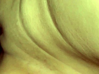 Latina reventada a perrito me hace correrme duro