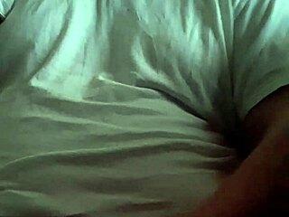 Watch Me Masturbate At Home 😏