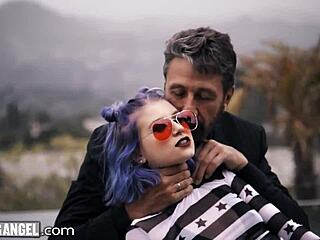 Burning Angel - 哥特公主 Arya Fae 渴望肛门猛插剂量