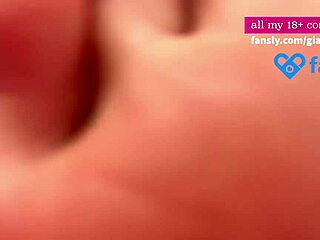 Wow, can you believe it? I’m a giantess craving to crush a tiny man underfoot!