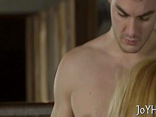 this petite teen 18+ is all about that cum 😍