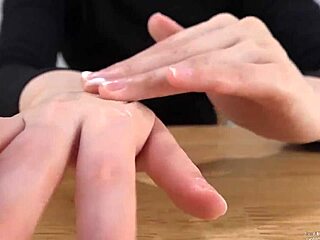 i feel so turned on by her wet hand fetish play