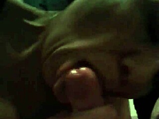Slut Swallows Cumshot in Mouth