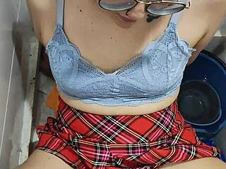 linda gets fucked on the washer secretly