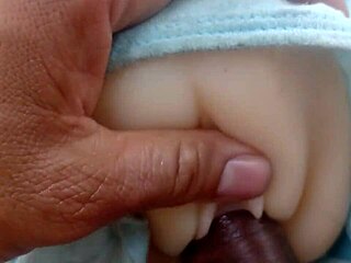 Delicioso Coñito Provocado en Público