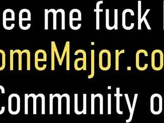 Lena StarrがRome Majorsの太いチンポでゲーギング、ディープスロートとバックスタイル