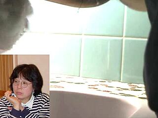 Amateur Mature Housewife Shows Off Her Pussy And Enjoys The View