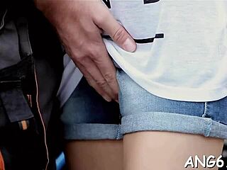 18+ Licie C pupper slikket med afrodisiak