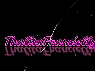 デブBBW売春婦がアマセッションでマンコに精液を溜める。