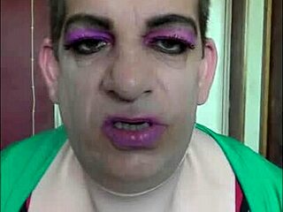 ยื่นควยให้ส travesti ไบเซ็กชวลคนนี้