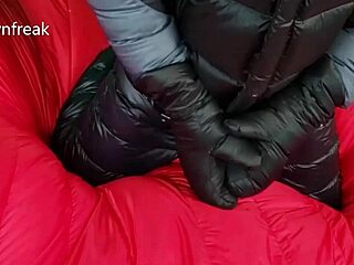 i'm tattoo girl claudia swea ridin' my fans dick so hard, cummin' all over 😍