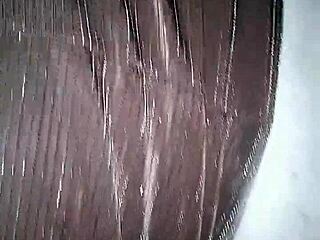 Bent over on the porch in Florida, sucking and fucking that monster cock 😏