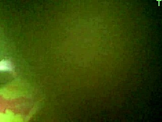 HIJASTRA 방에서 춤추고 흥분돼, 큰 자지로 보지 애무