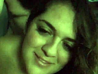 เมียโดนฉีดแตกในลึกๆ เย็ดดุรอบแรง