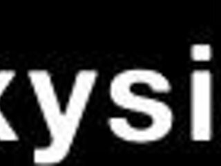 หญิงสาว Velvet Rain หีใหญ่โดนเย็ดและเสร็จหน้าโดยพี่ชายแท้ๆ