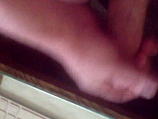 Chloe dominates with raw amateur intensity in bed.