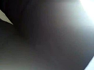 Peruvian mature mom shows off her ass in Arequipa 😏