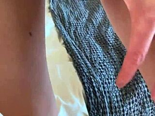 I invite my neighbor to fuck me with the new double vibrator.