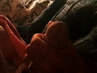 Redhead Chilean jerks me off watching reality TV 😏