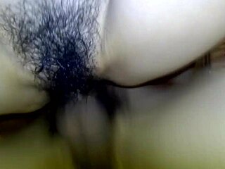 베트남 미녀 반 뉵 2가 뜨거운 액션에서