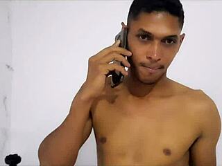 Meu parça flakael hooked up a hot young girl for me!