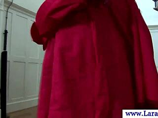 mature british in stockings getting hot with amateur