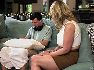 Gooner Josh Rivers jebe mačeho Rachael Cavalli v hardcore POV