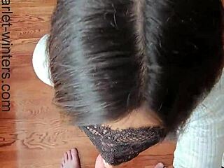 McDonald's Guy Receives Deepthroat From MILF As Reward