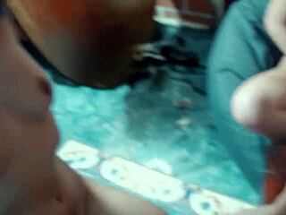 Min Galilea, Lia Ponce, Mia Queen, Yenifer Chaconが潮吹きレズ乱交！