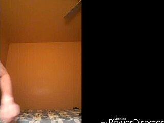 tinyskverse explores toys and ass in bisexual play