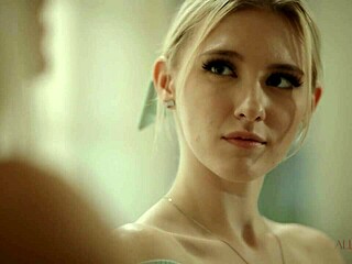 Kenna James e Melody Marks em cena de tribbing peludo de pertinho