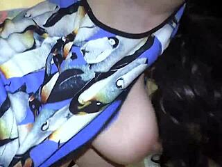 Hey, Üvey Anne Kıçını Vahşi Anal İçin Açtı!