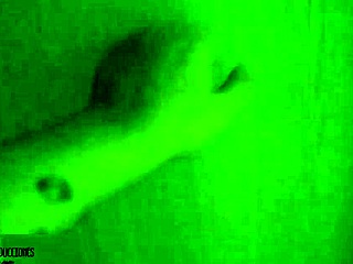 Latina-velipuoli taitettu