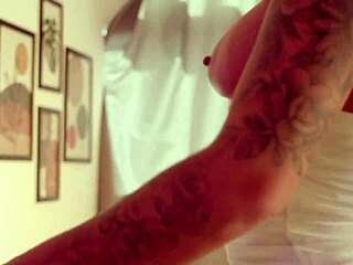 Behind the Scenes: Latina MILF's Athletic Body Shines in Casting with Big Tits and Cum