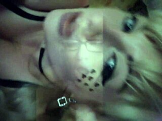 Blonde milf Kayla Kleevage gives titjob with big tits