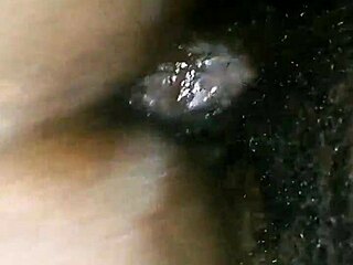 Amateur Hand Job Turns Into Epic Spooning Fuck