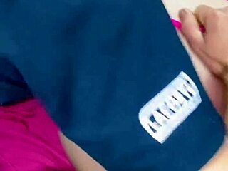 Anderson and Milena share an amateur couple moment