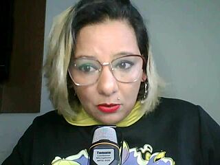 Mama Asked for More Erotic Moments with Lola