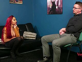 Busty Voyeur Babe Teases Booty for Tugging Submissive Viewer