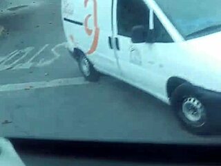 โอ๊ย ฉันแฟลชหน้าอกและดูดควยแบบเสี่ยงบนรถบัส มันบ้าไปเลย