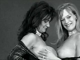 DEAUXMA AND DANIELLE HAVE FUN WITH THE PHOTOGRAPHER!