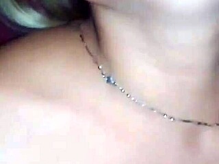 i love this colombian prostitute giving it right