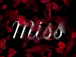 Hej, hočeš videti mojo ženo, kako drka velik kurac na javni plaži?