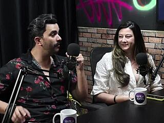 Bella Mantovani Sucks and Fucks Fera Hard